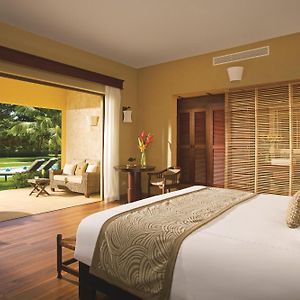Romantic Junior Suite Agua Swim Up King
